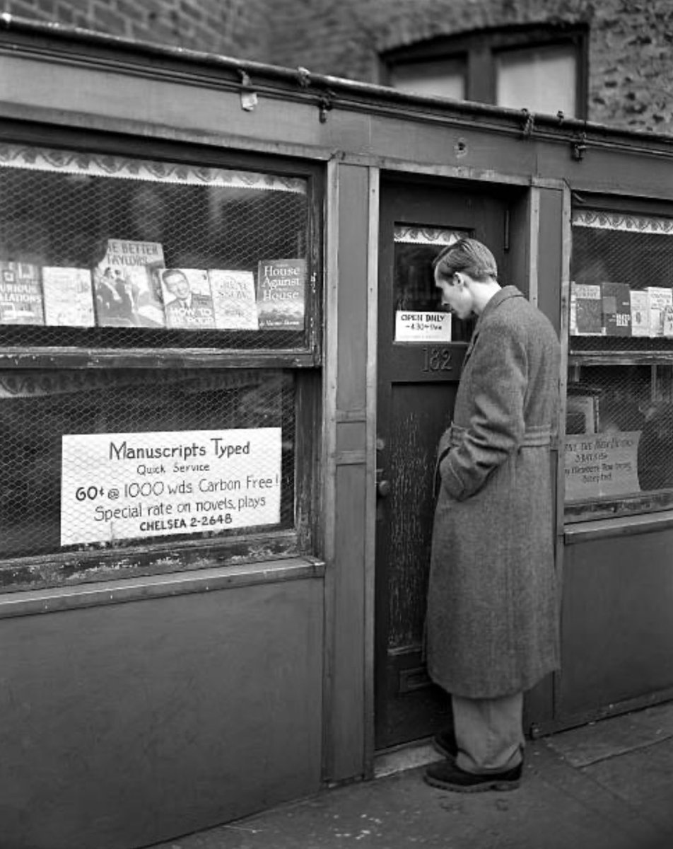 Manuscripts Typed … The Writer’s Dream

A #bookshop on #SeventhAvenue, South, #GreenwichVillage, New York City, #NewYork, a t 1945. #Photo by #BereniceAbbott

#manuscriptstyped #bookstore #books #manuscripts #photographer #photography #photooftheday #photo #bwphotography #nyc