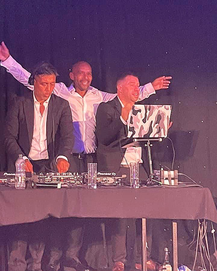 Bobby Petta (@bobbypetta) on Twitter photo Such a Great night with great people at @johnhartson10 annual ball ππΎπ€© spinning tracks with <a href="/stevie/">Steve Narde</a>.lennon.1 & <a href="/trevor8sinclair/">Trevor Sinclair</a> <a href="/HartsFND/">John Hartson FND</a> Such a Great night with great people at @johnhartson10 annual ball ππΎπ€© spinning tracks with <a href="/stevie/">Steve Narde</a>.lennon.1 & <a href="/trevor8sinclair/">Trevor Sinclair</a> <a href="/HartsFND/">John Hartson FND</a>