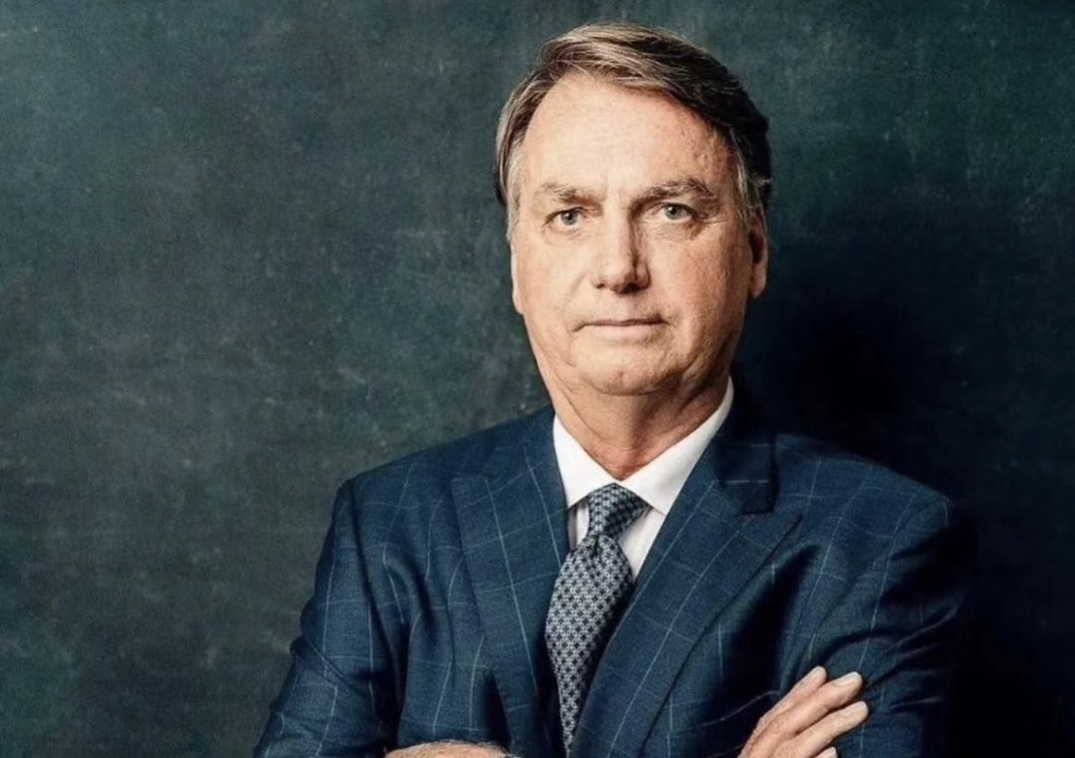 - Cadê os apoiadores online pra  mandar um oi  para o capitão? 

🤩🇧🇷

#EuSigoBolsonaro