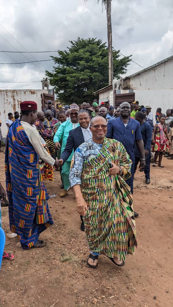 KoffiSodokin's tweet photo. https://t.co/bf0JkuwBAA🇹🇬🇧🇯🇬🇭🇳🇬 Economic theory and  business in Africa must also be rooted in traditional values. Honored to have participated in the annual Togbui Agni festival in the Kingdom of Tado on 26/08/2023. Tado, the ancestral home of the Adja people, is a border village located in southeastern Togo, near Benin and 15 km from Tohoun. It's a melting pot of diverse communities like the Fons, Ewés, Anlons, and many more. Let's embrace our heritage for sustainable development! #Tado #AfricanEconomics #TraditionalValues 🌍