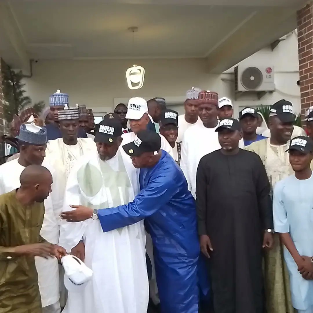 Lamidofulbe's tweet photo. Tunatarwa
  
Miyetti Allah kautal hore sociocultural association of Nigeria tana kara tuni Ga daukacin state , National Excos Kan Taron da kungiyar zata gudanar a headquarters dinta Dake maliya . Za a Fara  programme karfe 9 pm Na daren yau  27/8/2023 https://t.co/6IYw0pUMm4