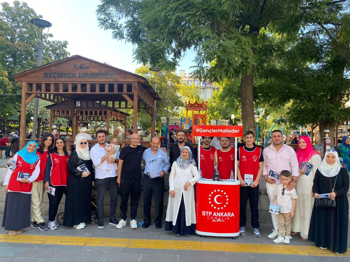 BTPAnkaraGenc's tweet photo. “Bağımsız Türkiye” rüzgarı bugün Keçiören Aşağı Eğlencede esti. Ankara Gençlik Kolları olarak yoğun ilgi gösteren halkımıza teşekkür ederiz. 

Bu ülkeyi Genel Başkanımız @huseyinbas_BTP
ile bizler kurtaracağız!   

#varbihayalimiz #gençlerhalleder https://t.co/xsVvKXvYMj