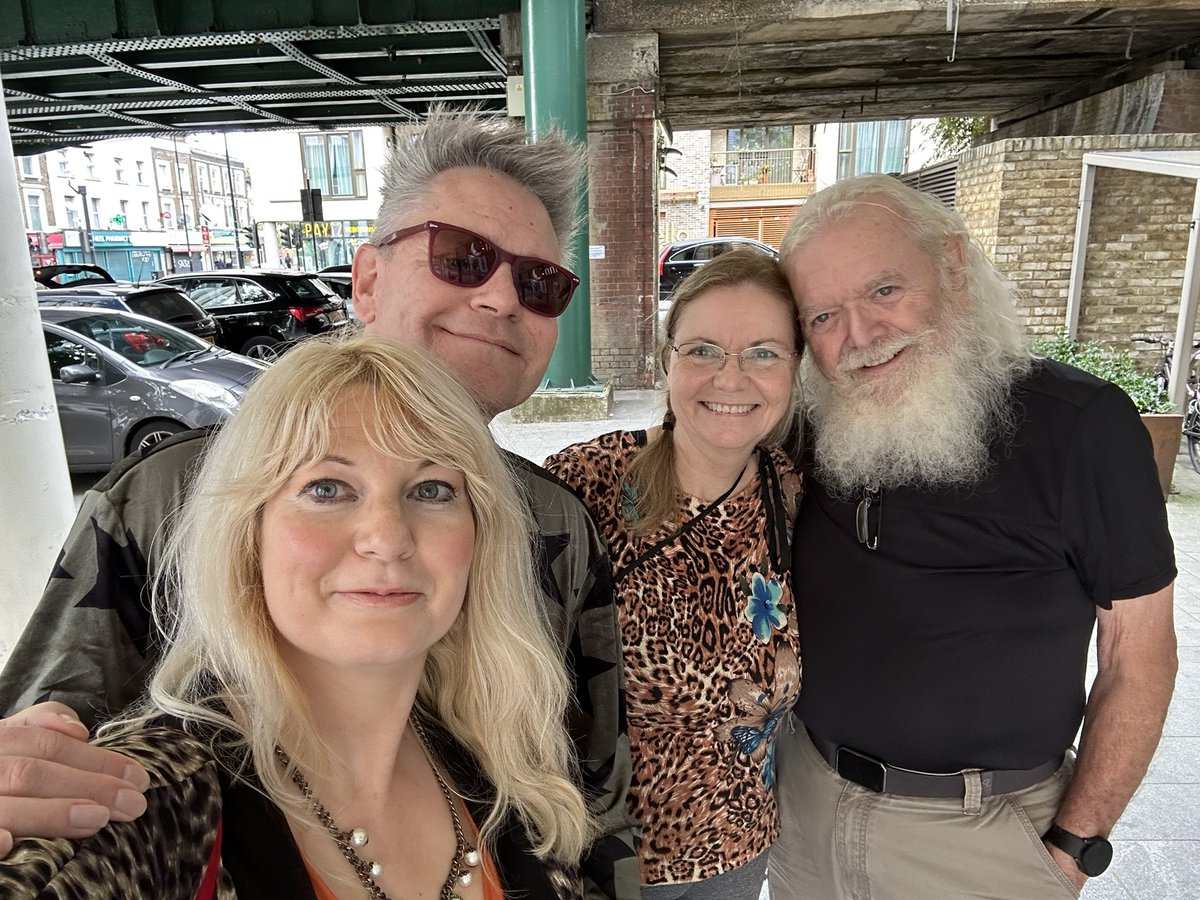 Lovely lunch with the gorgeous Sandy Johnson and her lovely husband Dan in Blackheath before the world premiere of our film Pareidolia tomorrow <a href="/FrightFest/">FrightFest</a> …..Sandy plays DJ Micki Myers in the film.. <a href="/sequinedmoon/">Sequined Moon</a> <a href="/TrussAaron/">Aaron Truss</a> <a href="/GrahamcoleAct/">graham cole OBE</a> <a href="/DianeFranklin80/">Diane Franklin</a> <a href="/pickles_carolyn/">Carolyn Pickles</a>