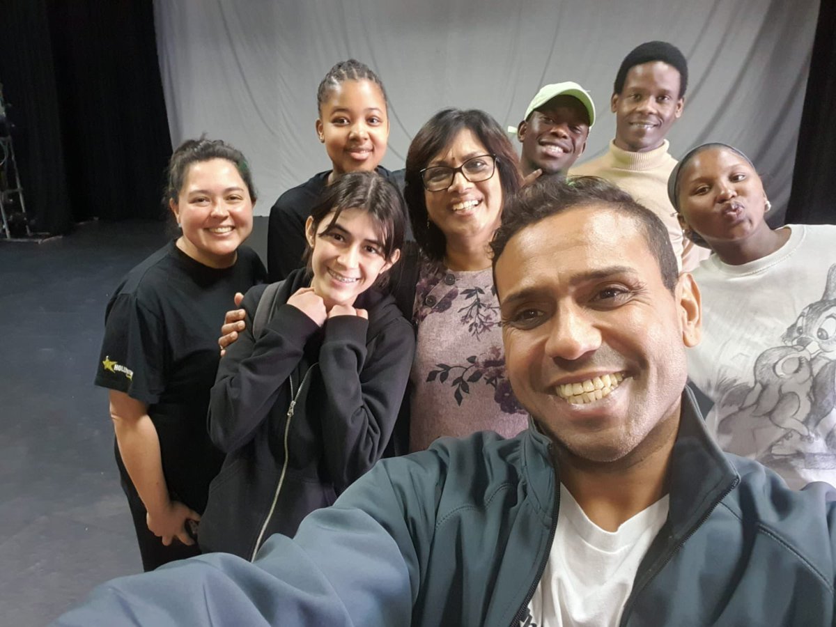 Edu_Cape's tweet photo. Exciting day ahead! Our enthusiastic Durban Festival Facilitator, Rowin, is all set to welcome a group of talented educators and directors to today's Teacher-Director workshop in Durban. Let's embrace the power of learning and collaboration together!  #SSFSA23 https://t.co/TXo7lsZDvc