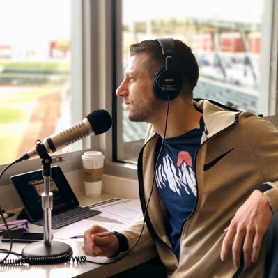 ESPN1000's tweet photo. Let's open up the Gateway to the Booth brought to you by the City of Countryside!
Submit your questions for @C1McKnight using #ASKConnor
Connor will answer the best question in the broadcast! https://t.co/5dMhghPwzS