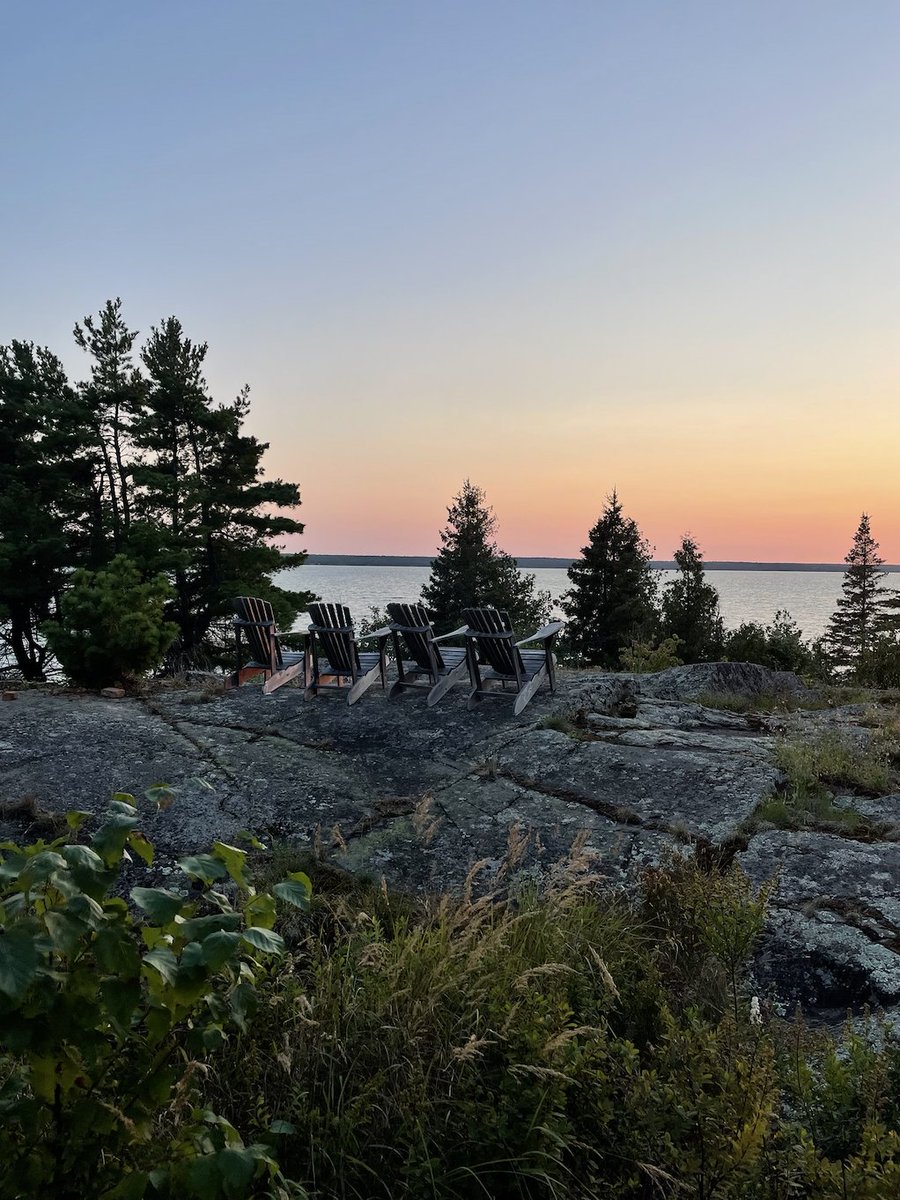 nanransohoff's tweet photo. This week I’m up at my family’s cottage in a remote part of Canada, where I’ve been coming every summer since I was born. I wrote a short piece about it—part family history, part love letter to this place, part about the value of wilder summers.
https://t.co/AoYG4k9d3K https://t.co/0UrOnU2tG0