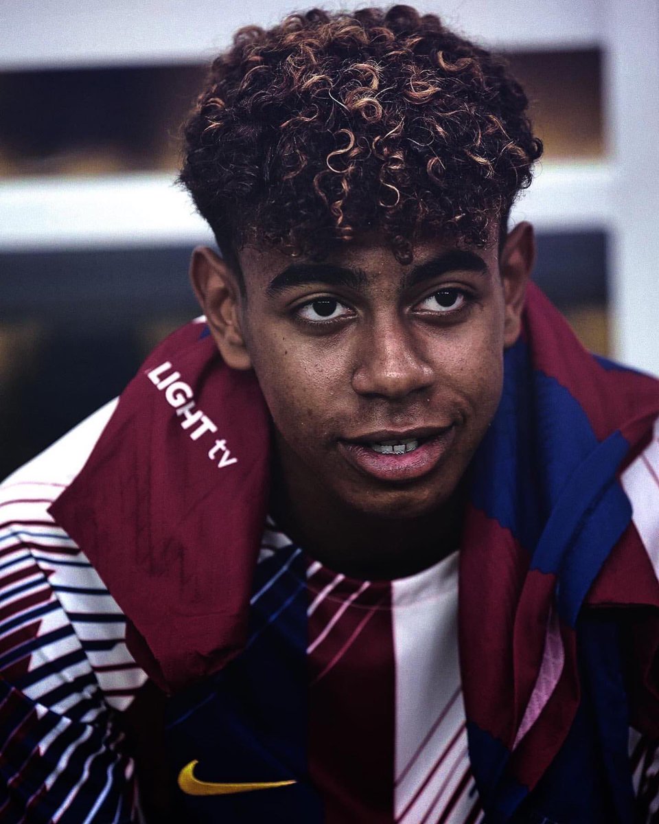 No real Barcelona fan would skip this Lamine Yamal picture without liking😍