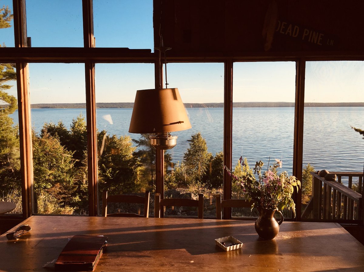 nanransohoff's tweet photo. This week I’m up at my family’s cottage in a remote part of Canada, where I’ve been coming every summer since I was born. I wrote a short piece about it—part family history, part love letter to this place, part about the value of wilder summers.
https://t.co/AoYG4k9d3K https://t.co/0UrOnU2tG0