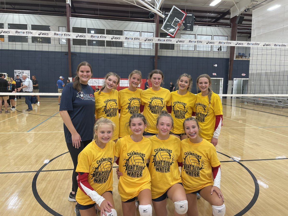 Congratulations to DAR for winning the 8th Grade Battle on the Water Tournament @scourtsgville yesterday! They did not drop a set all day in a stacked field! @BroadwayTanya @AverageJoesSpo1