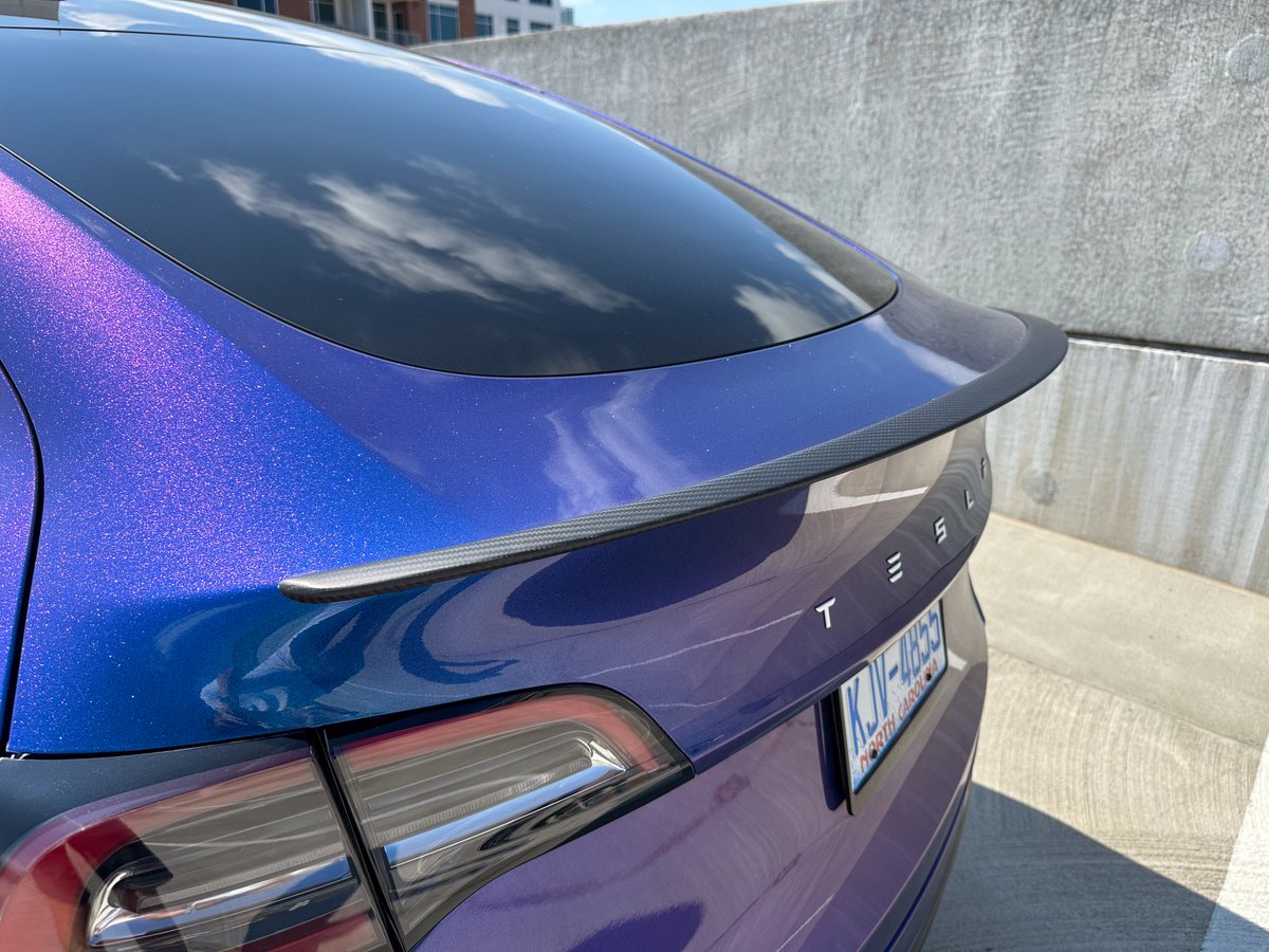 brandenflasch's tweet image. 🧵: The @Tesla Model 3/Y Accessories / Mods I Use Myself and Recommend!
The @Tesla accessory world is full of a lot of quality, useful products but also full of a lot of overpriced junk. I've had my Model Y for 2 months now and spent a lot of time in it (nearly 9k miles!). For…
