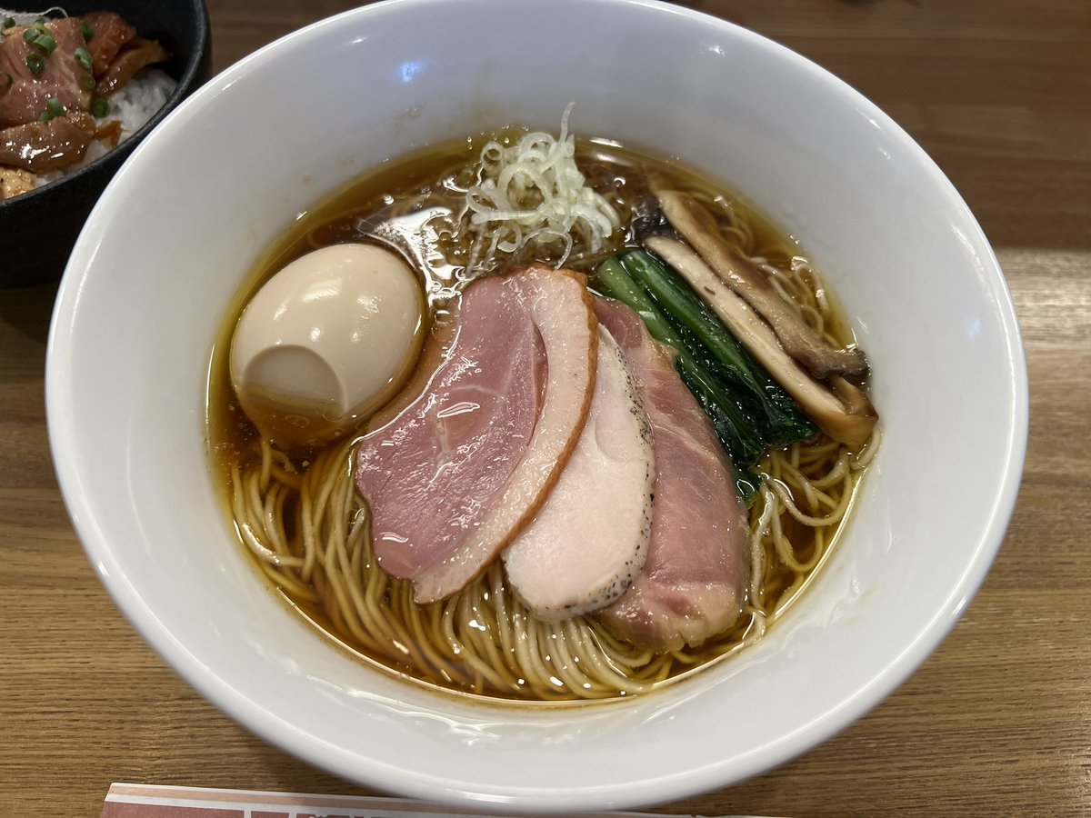tonmidesu8's tweet photo. エリンギがポイントだった
美味しいです https://t.co/iPKhNzoZ5i