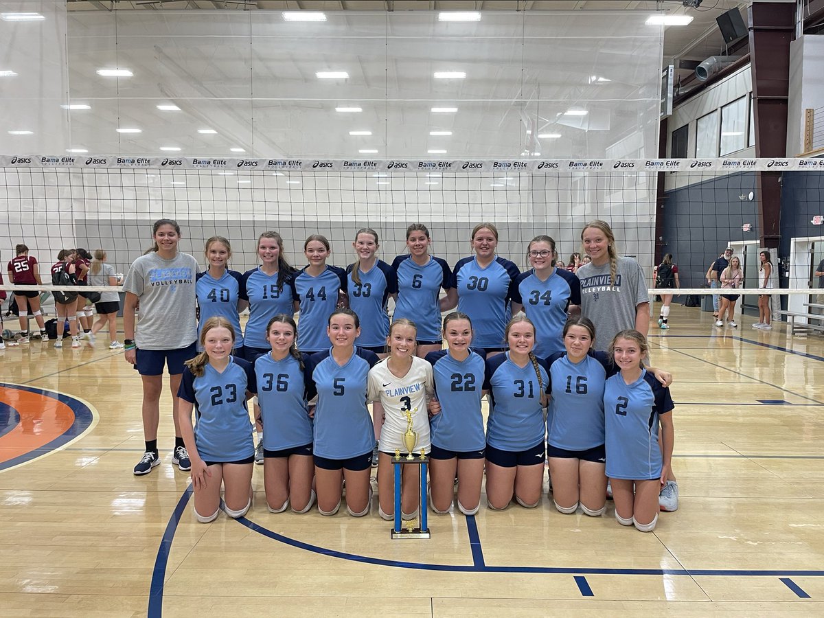 Congratulations to @PlainviewVball for winning the 8th Grade Silver Bracket in the Battle on the Water yesterday @scourtsgville in a loaded field! @AverageJoesSpo1