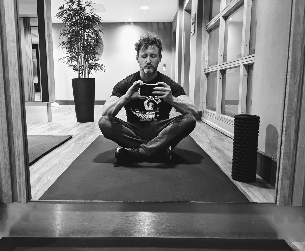 retrogubb's tweet image. Well that didn't last long.
Done.
Absolutely fucked 🥵
Just a bit more spamming about my day of being hanging, I promise.....😜
#hungover #gymmotivation #sundayvibes