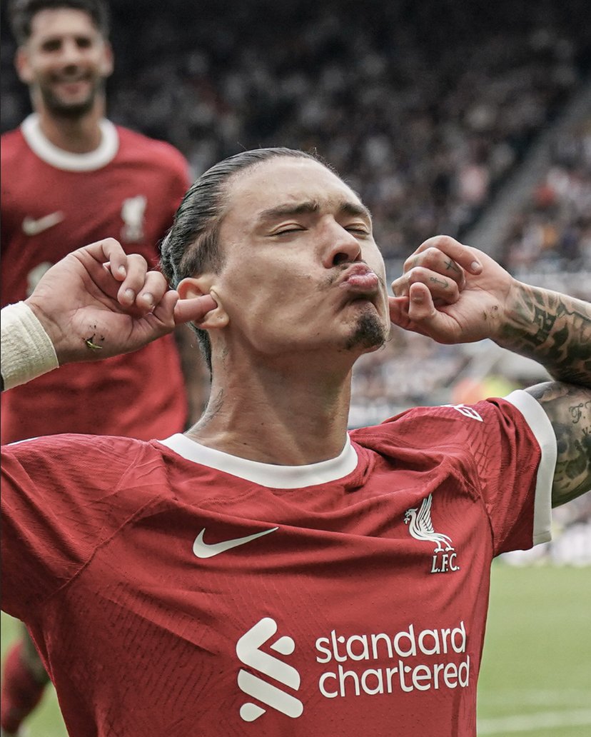 I swear sometimes performances like Nunez 90+3' is the only thing holding my life from falling apart💀#YNWA