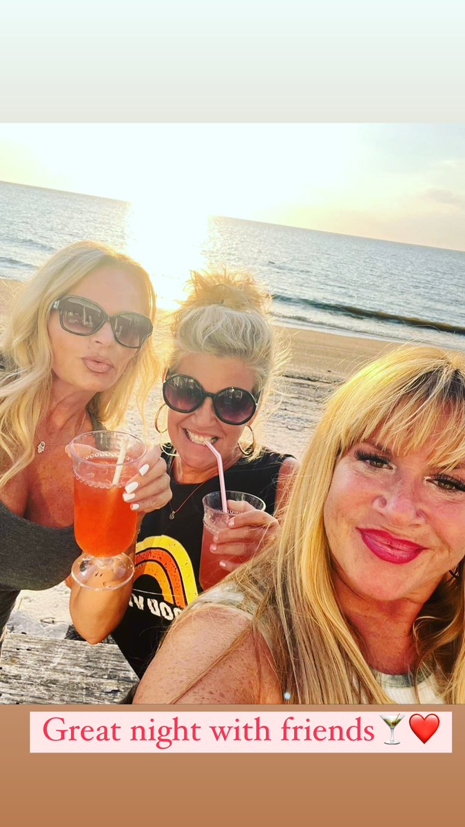 Nina Stewart tweet media