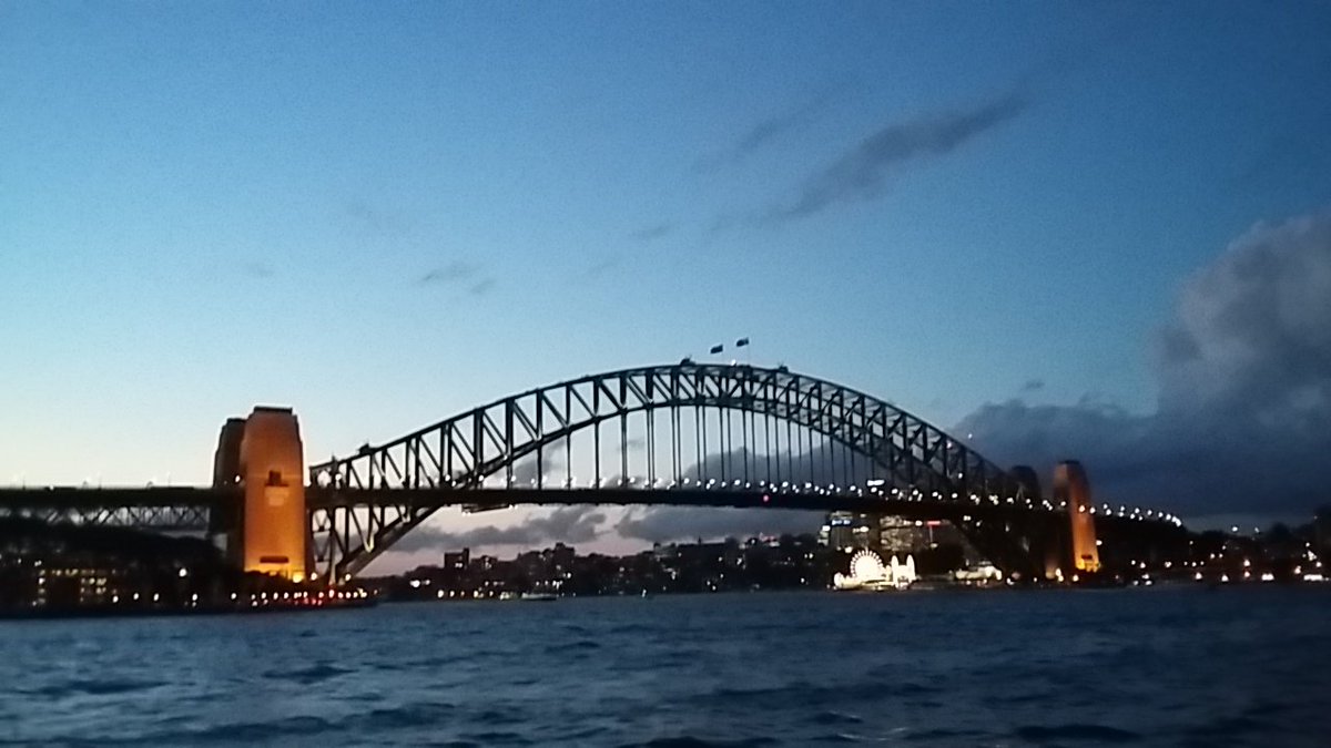 NomadNarrator's tweet image. If I could describe Sydney in one word, it would be &quot;Elegant&quot;.

What a stunning city.

#travel #adventure #Discover #Australia #sydney