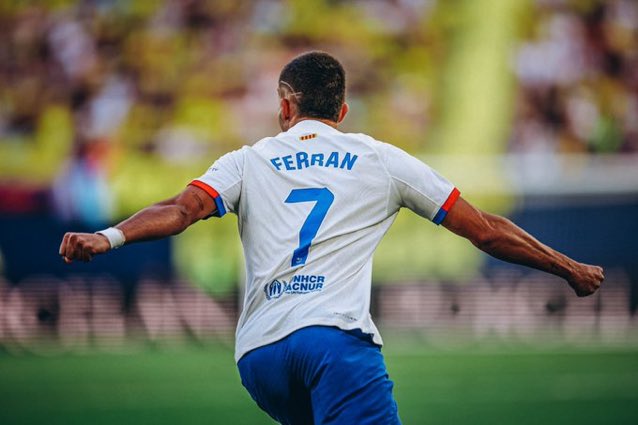 gutiifcb's tweet photo. Vosotros creéis que se han ganado la titularidad? Porque mi 9 titular es Ferran y mi extremo derecho titular Lamine. https://t.co/7ANBxmFxJS