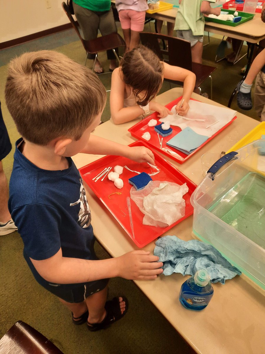 cobblibrary's tweet photo. Flashback to these highlights of an awesome summer of STEM at #MountainViewLibrary! We explored, created, & collaborated each week in a variety of STEM challenges. Wonderlab, for grades K-5, will be back beginning Tue, Sep 12 at 3:30 pm. Register at https://t.co/9lRZeD8TUL https://t.co/9ltvksb8IO