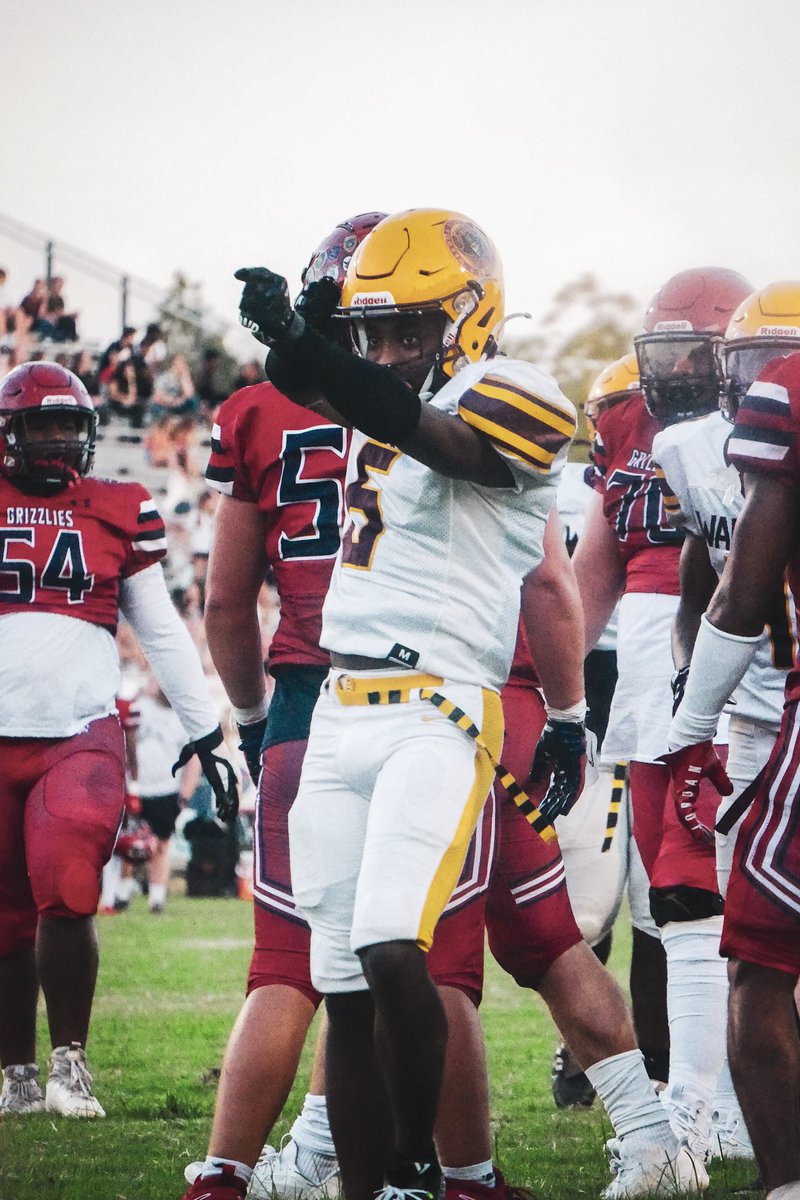 IanBaconJr's tweet image. Playmakers find the end zone no matter what!!#Roadtostates 1-0 every week @CoachSykes3 @coach_1906 @Coach_D_Moody @CoachCorp220