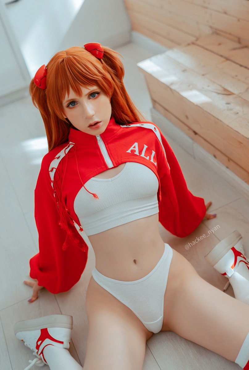 Asuka is my favorite tsundere girl🔥 Who's yours?