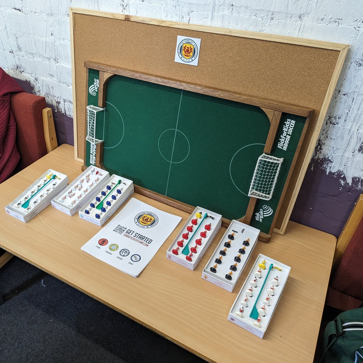 Had an absolute blast at @flickforkicks open day today. Wonderful bunch of players and incredibly welcoming. Hooked on #subbuteo more than ever now 🤣 @SubbuteoScots @Edinsubbuteo @Tifo_Marco #tablesoccer #zeugo #tablefootball #vintage #retro #hobby #photooftheday #nostalgia