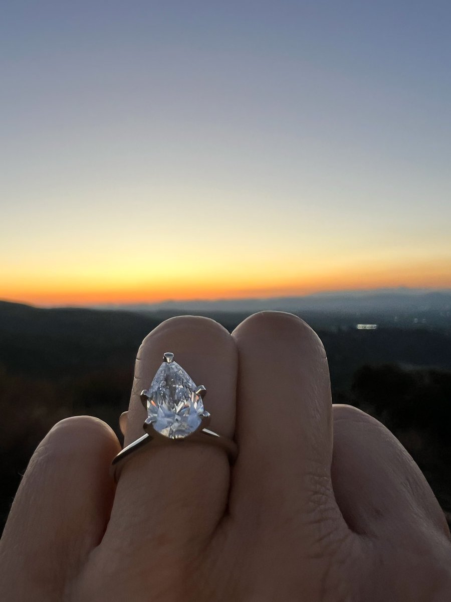 7 billion people on earth and somehow i still found you 💚💍