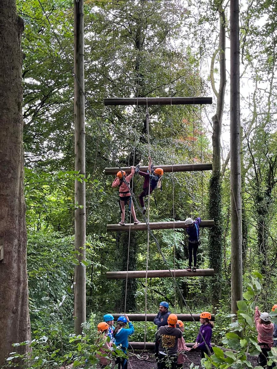 GGCaernarfonsh's tweet photo. Its our final full day at @WaddowHall today but what a last day it has been! Some of our members have been building rafts &amp; taking to the water on them. Others have been to new heights when taking on a high ropes course. We've also tried axe throwing🪓. @GuidingCymru @Girlguiding https://t.co/IXdrn1oiJ7