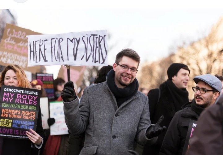 WILLDYE4U's tweet image. this is true for sure
BUT
DON'T FORGET THE MEN!

MEN are marching too!
right beside the Women
they love.

REAL MEN
#SupportCHOICE
#AbortionIsHealthcare