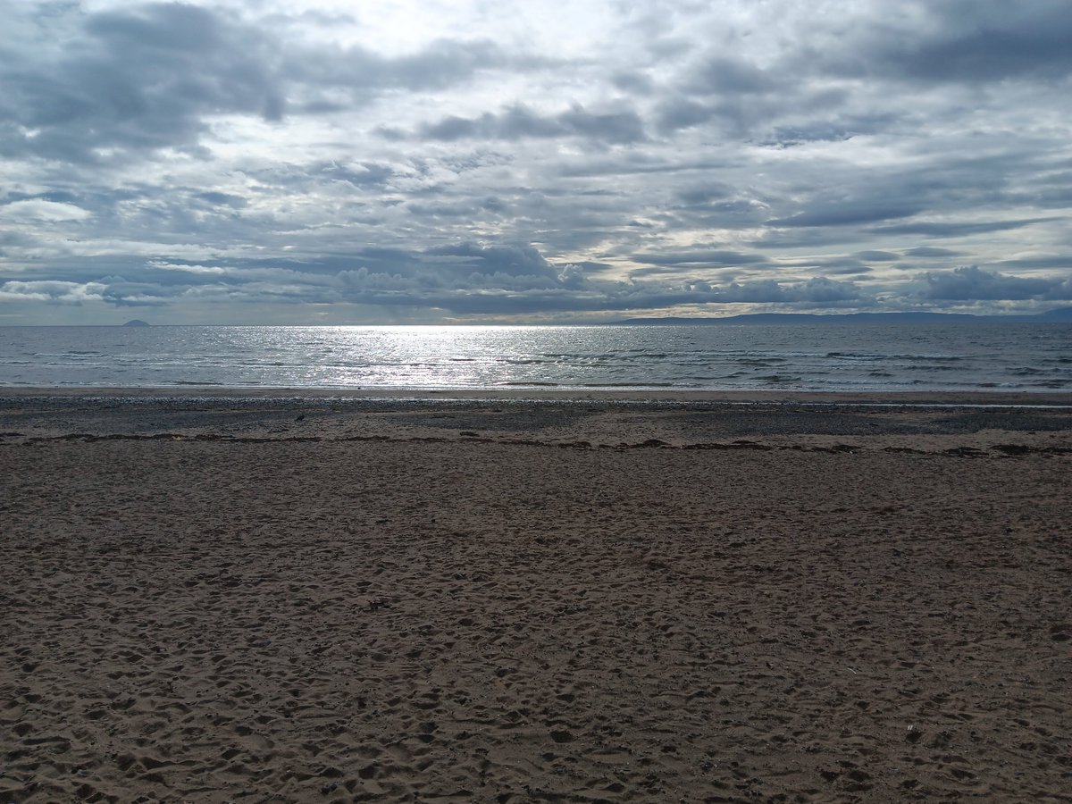 Just back from a week in Scotland. Yesterday headed down the M77 to Prestwick, which brought back many happy childhood memories of visiting grandparents there on Sat a'noons. Ye cannae whack the Ayrshire coast@ #Ayrshire, #family, #Ayrshireroots, #Clootiedumpling, #Prestwick