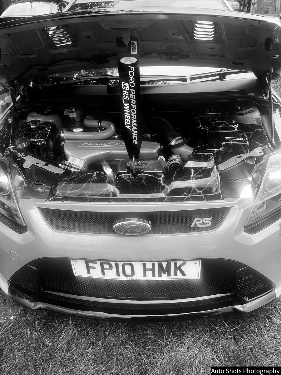 AutoShotsPhotos's tweet photo. Ford Focus RS

#focusrs #ford #mk #focusst #rs #fordperformance #fordfocus #focus #st #focusrsmk #fordfocusrs #hothatch #focusmk #fastford #carsofinstagram #fordracing #ecoboost #turbo #fiestast #fordfocusst #cars #carporn #fordsofinstagram #fordrs #mountune #car #fordst #gt https://t.co/oOGaP3MHXU