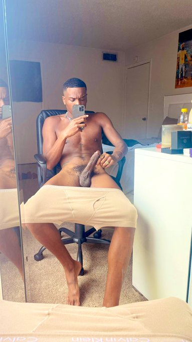 2 pic. Fuck on me 
https://t.co/edBv4FCu2H https://t.co/ptRIgF1Zga