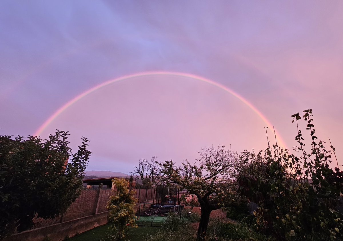 jparegall's tweet photo. #Arciris🌈 #Centelles
#CentellesÉsMàgia https://t.co/CYfLcuZXxp