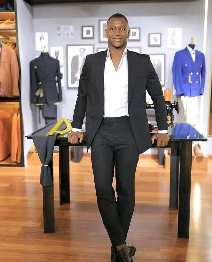 أخويا المالي