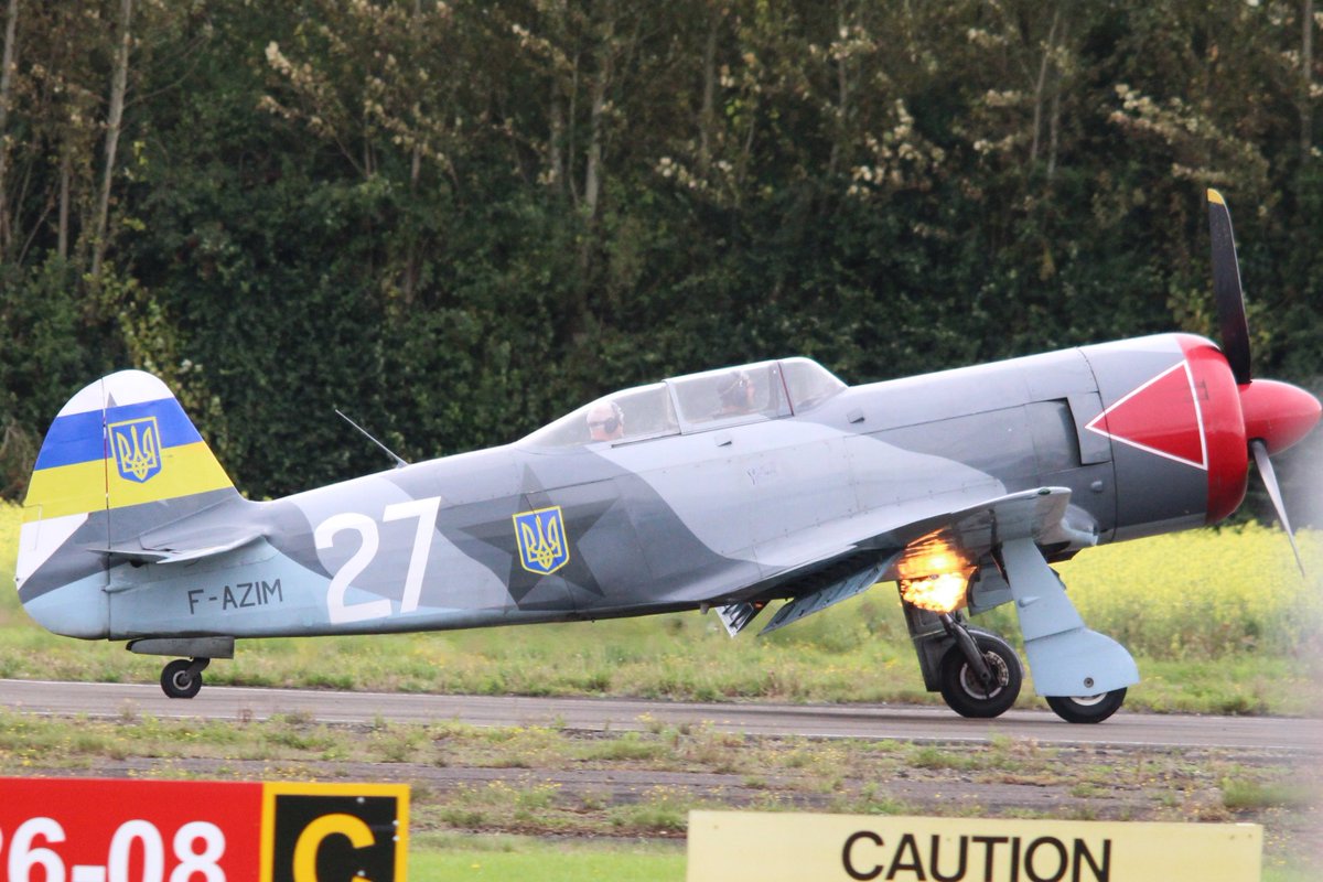 Thank you so much @BobdavyDavy for letting me have a 'closer look' at your Yak at Shobdon today