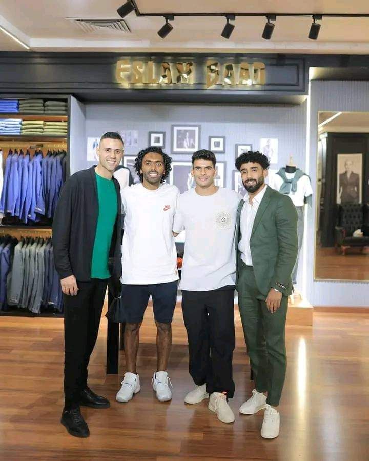 اتعب واشتغل علي نفسك اكتر عشان تصور مع  الشحاتت ومروان☺️.