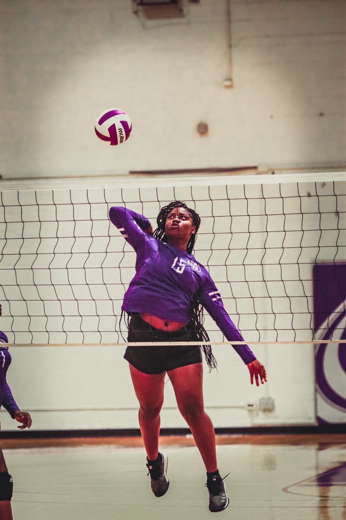 Congratulations to the Olive-Harvey Volleyball Team for knocking off Triton College 3 sets to 0.  I enjoy beating our Suburban Juco Counterparts.
25-23, 25-19,25-9. #BuildingSomething #CityGirlsCanPlayToo #Win#4