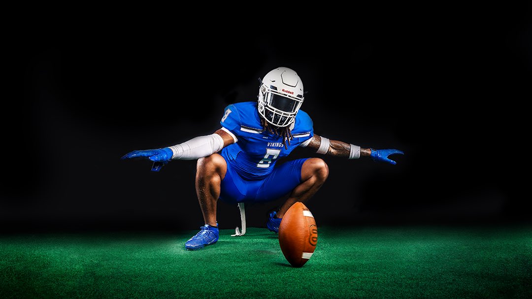 Get ready for the upcoming Viking photo blitz! Stay tuned……… ⚪️📸🔵
#ecsuvikings