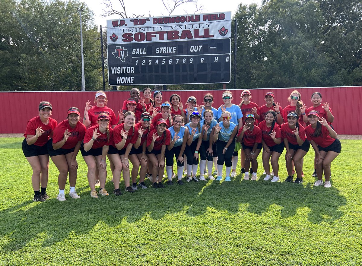 TVCC SOFTBALL tweet media