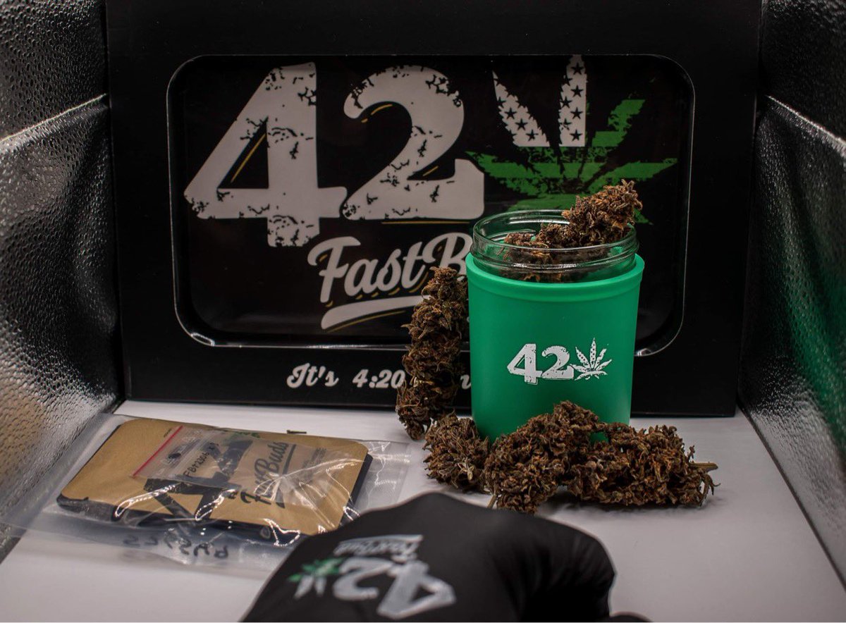 Mazgrowth's tweet photo. Purple Lemonade Auto 💜🍋
FastBuds Accessories 🫙🌼 https://t.co/yZ8KIGDhrO
