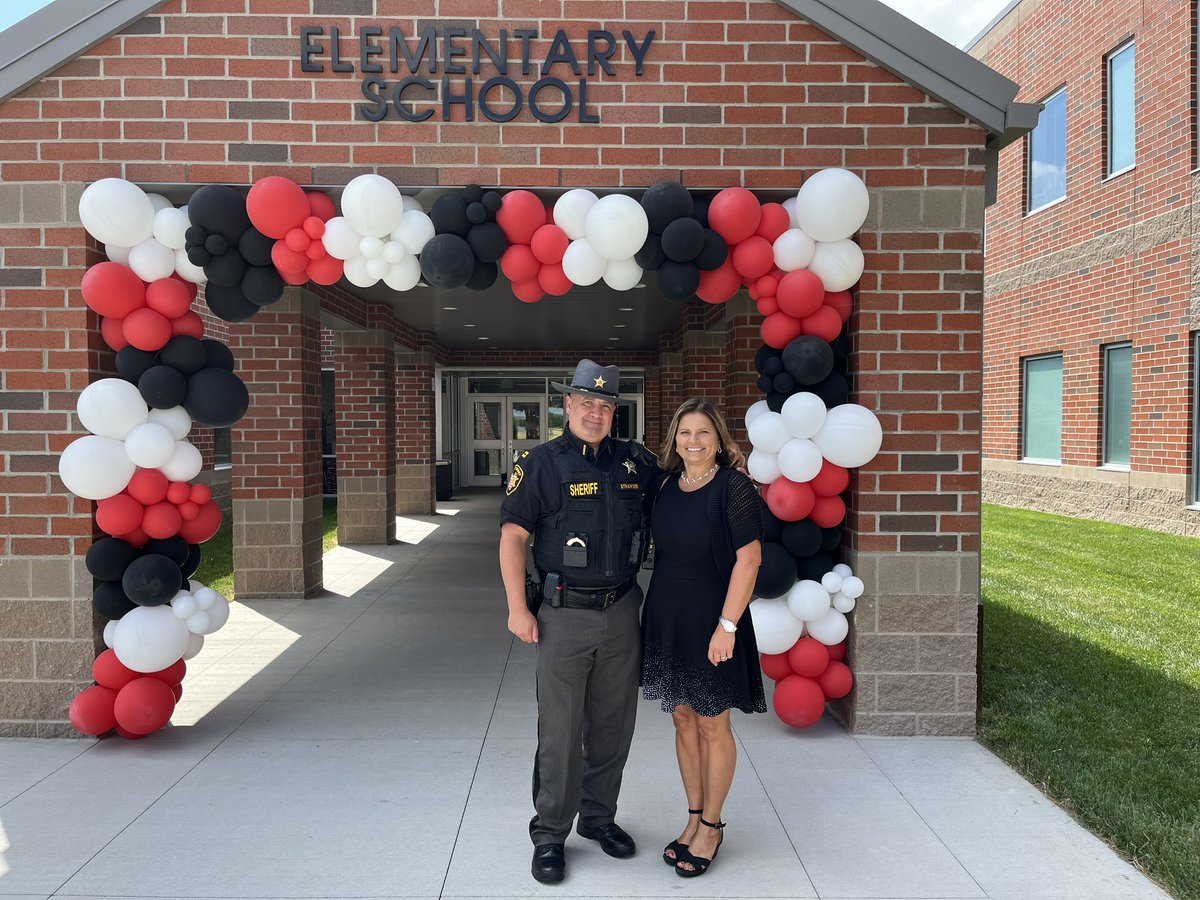 johnstrawser91's tweet photo. The day has come! The new school is Open! Logan Elm Local Schools officially opens with students tomorrow.
I am beyond proud of the work my wife has put into this. For those who say “teachers have all summer off” clearly doesn’t know my wife! #MakeItAGoodYear @joannalayne74 https://t.co/VE1UmKLEZa