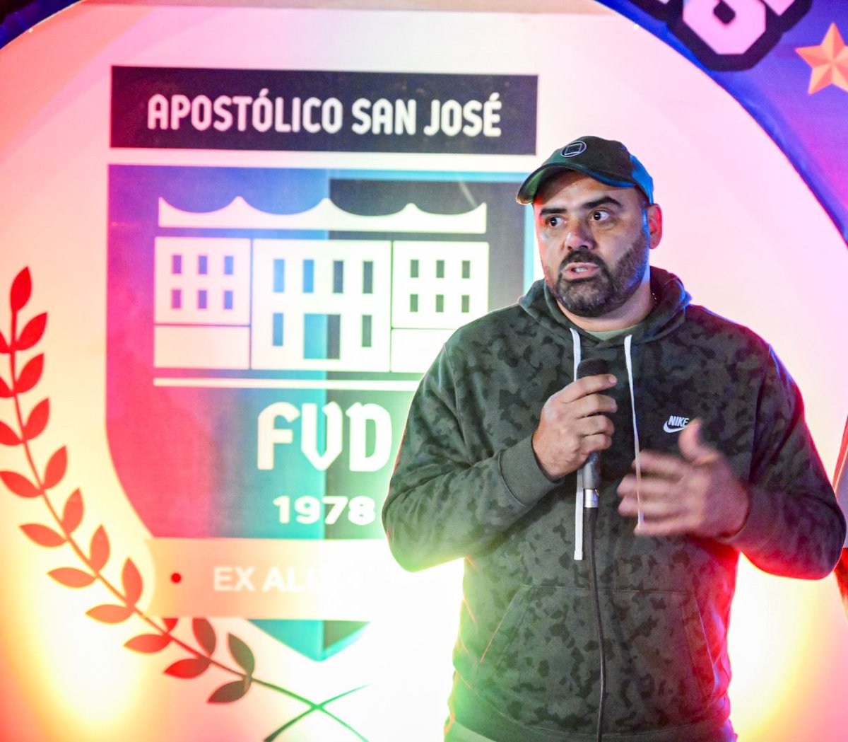 exacasjoficial's tweet image. Desde #ElMejorExaDelPaís agradecemos la presencia del querido @tigre7ramirez Ministro de la @sndpy y de sus principales colaboradores.

¡Te esperamos pronto César, El Exa Apostólico es tu casa!

- César Ramírez Caje, ex alumno de la promoción 1994-