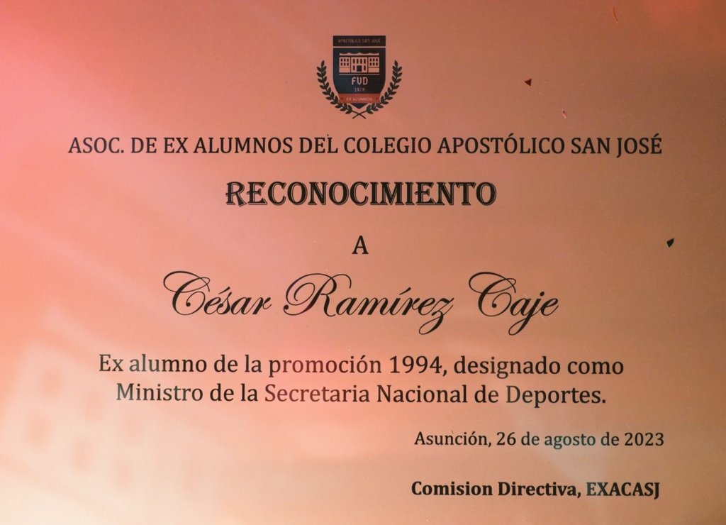 exacasjoficial's tweet image. Desde #ElMejorExaDelPaís agradecemos la presencia del querido @tigre7ramirez Ministro de la @sndpy y de sus principales colaboradores.

¡Te esperamos pronto César, El Exa Apostólico es tu casa!

- César Ramírez Caje, ex alumno de la promoción 1994-
