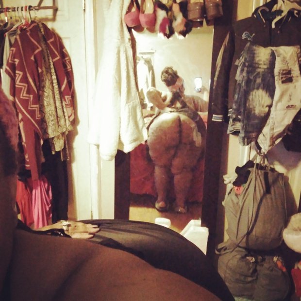 nikkipebbles303's tweet photo. @theOGpeach_ We the best boo https://t.co/XRYoKsWACk