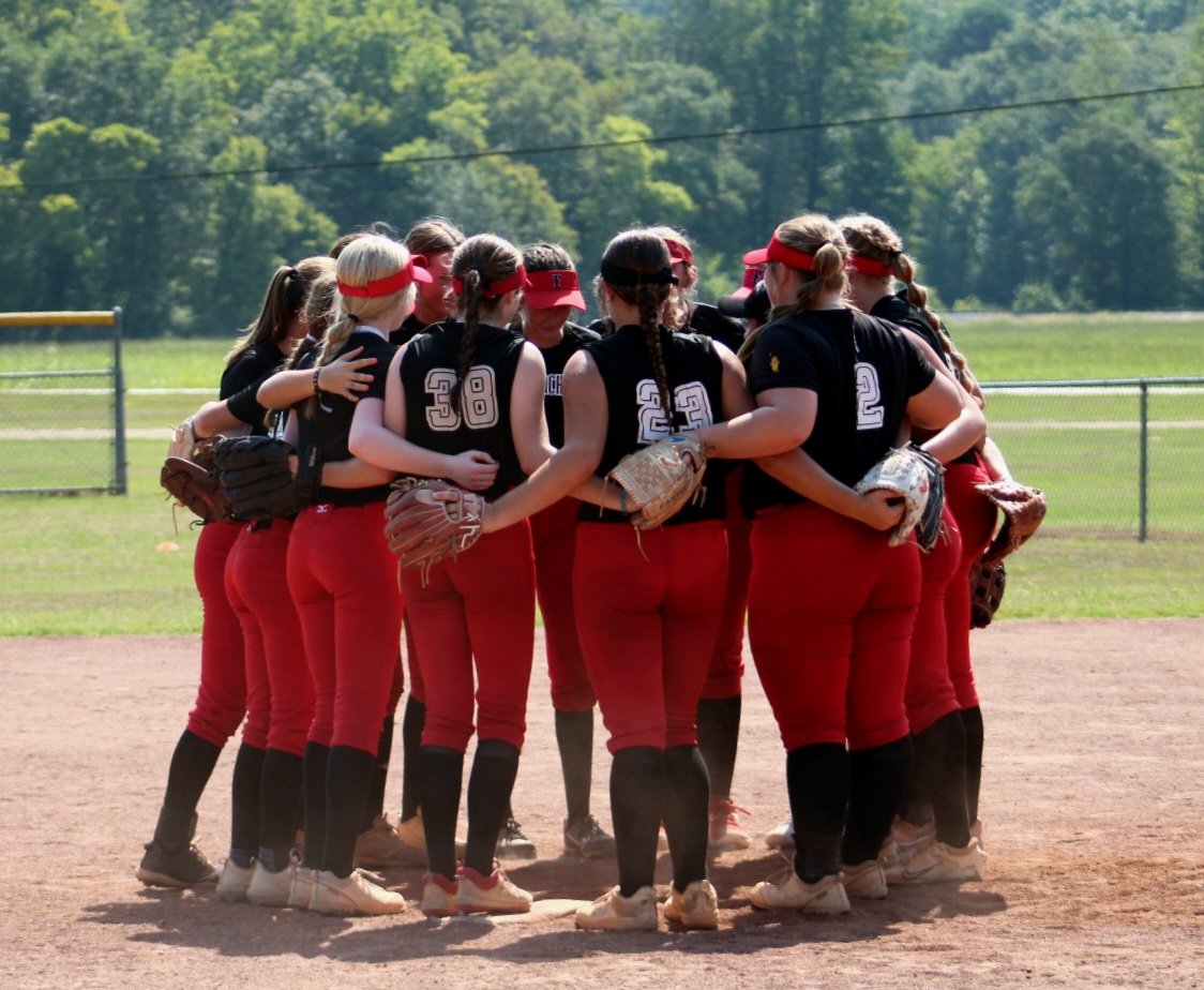 JasleneBelden's tweet image. Thank you @BSherSB for spending your Sunday with us! "Great teams are led by players!" I'm so happy to be a part of this amazing group of girls. So excited for this fall season.

#FCFF #firecrackersAL2026 @firecrackers26