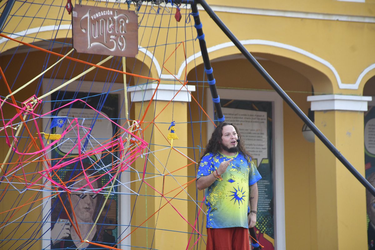 ¡Las fiesta de las palabras se toma el Atlántico! 

El #CaribeCuenta 🗣️❤️ regresó rindiendo homenaje a las historias del Caribe, con una #Narratón que tuvo de protagonistas historias y cuentos increíbles ¡Continúa en municipios, universidades y <a href="/Luneta50/">Luneta50</a> hasta el 2 de septiembre!