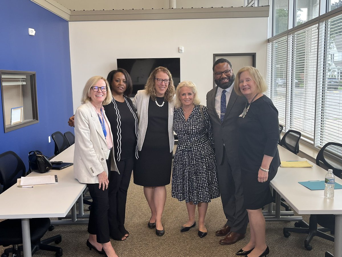 Rep. Debbie Dingell tweet media