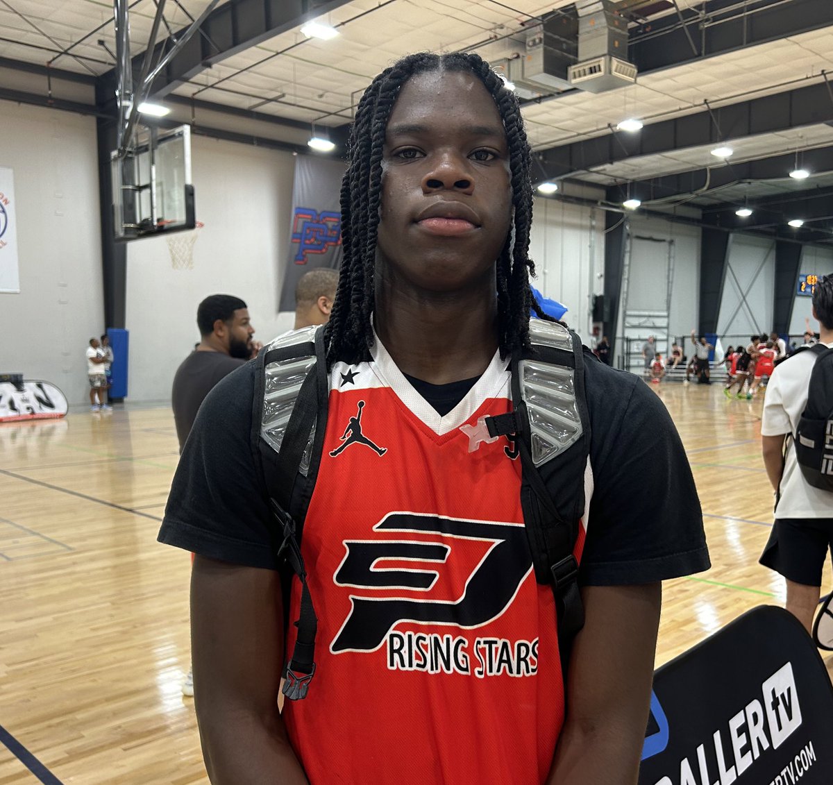 JamieShaw5's tweet photo. The two best defenders I saw in the 2026 division of @CP3RisingStars were 6-7 Elhadji Diallo (NC) and 6-3 Jordan Smith (VA)

Toughness and versatility. https://t.co/nPA7FmP5S3
