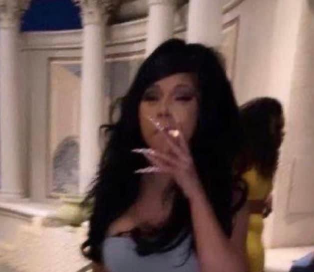 em_Lazzy's tweet photo. me after saying the shit that had to be said. https://t.co/FBcI8gJfXe