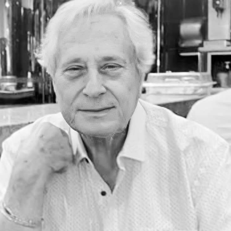 BorisRieloff's tweet photo. Que triste noticia. Mis más sentidas condolencias por el sensible fallecimiento de Don Vito.
Mucha fuerza para toda su familia y cercanos.

Q.E.P.D. Don Vito Abbruzzese.

15. https://t.co/UV9Ko5f5uX