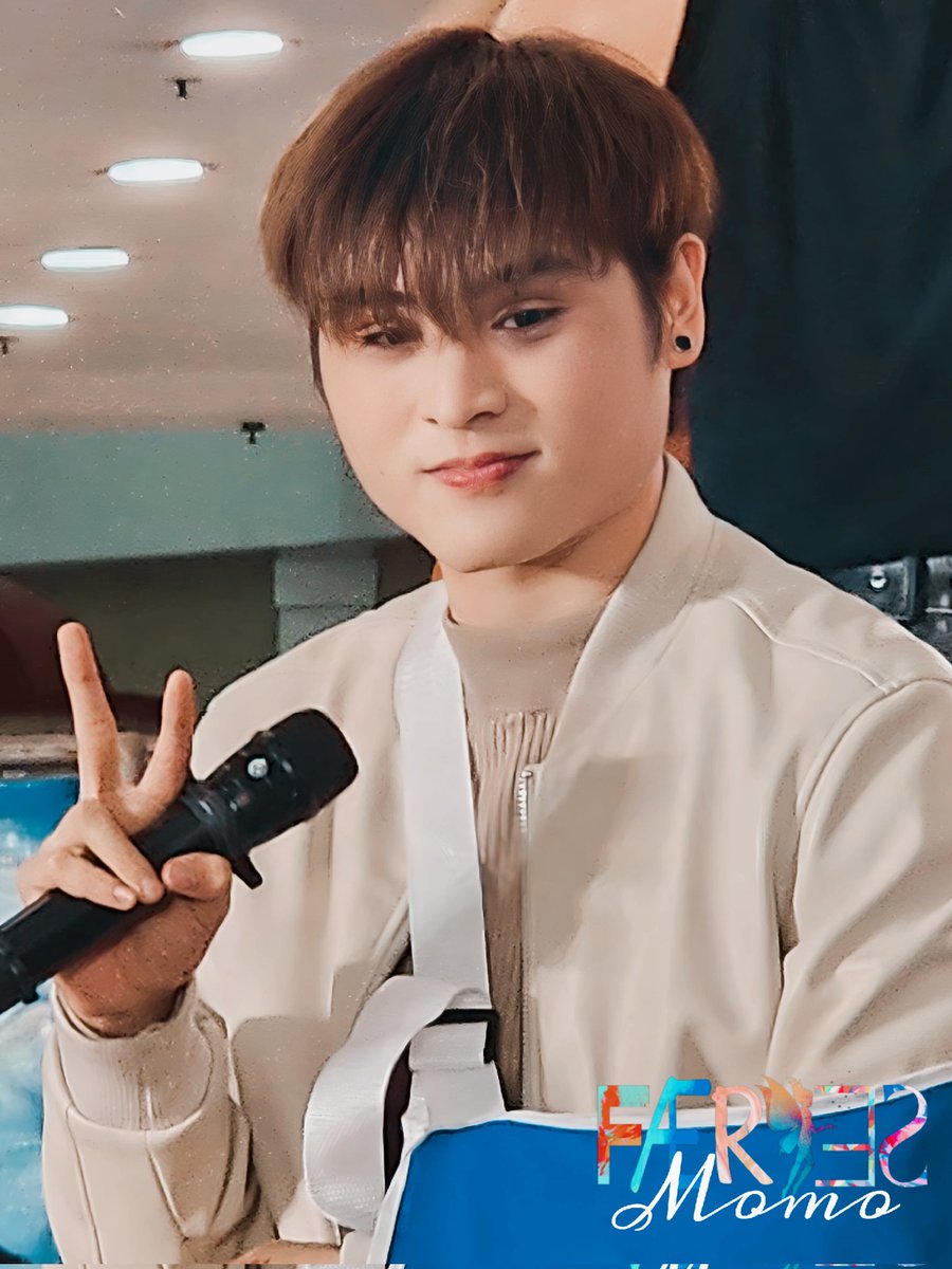 faerieshub's tweet photo. Our Prince blessed us with his presence. Get well soon, @itsmigwel 😇

@trainee_ae14

Shutter released: fÆries @MOMOkissU_

#PPOPFiestaTourPampanga #TraineeÆ #AsteriskTrainee #ppop #fÆries 🧚🏻‍♀️ https://t.co/5b3ms5Dqk5